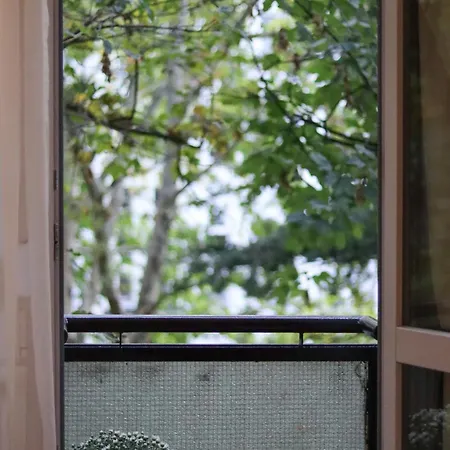 If-ju-lak Apartment